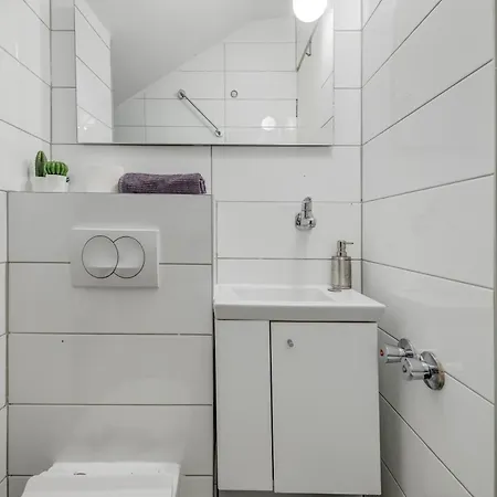 With Pool Vrdoljak *