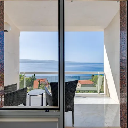 With Pool Vrdoljak *