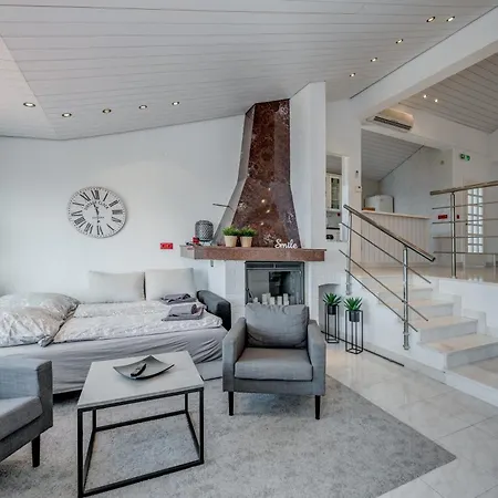 With Pool Vrdoljak *