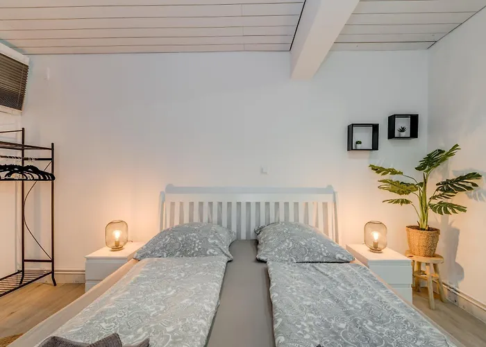 Apartament With Pool Vrdoljak *