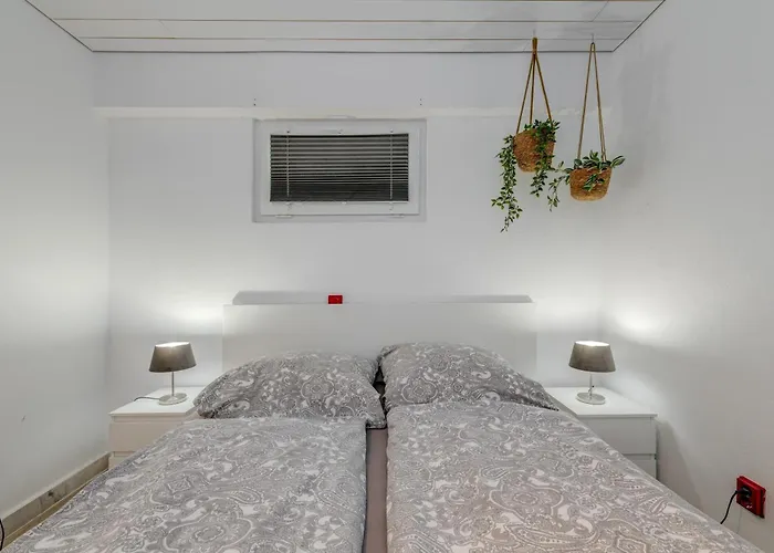 Apartament With Pool Vrdoljak Omiš