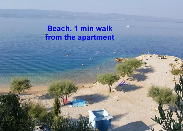 Apartament With Pool Vrdoljak Omiš